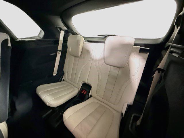 Used 2020 BMW X5 sDrive40i w/ Luxury Seating Package RWD image 40
