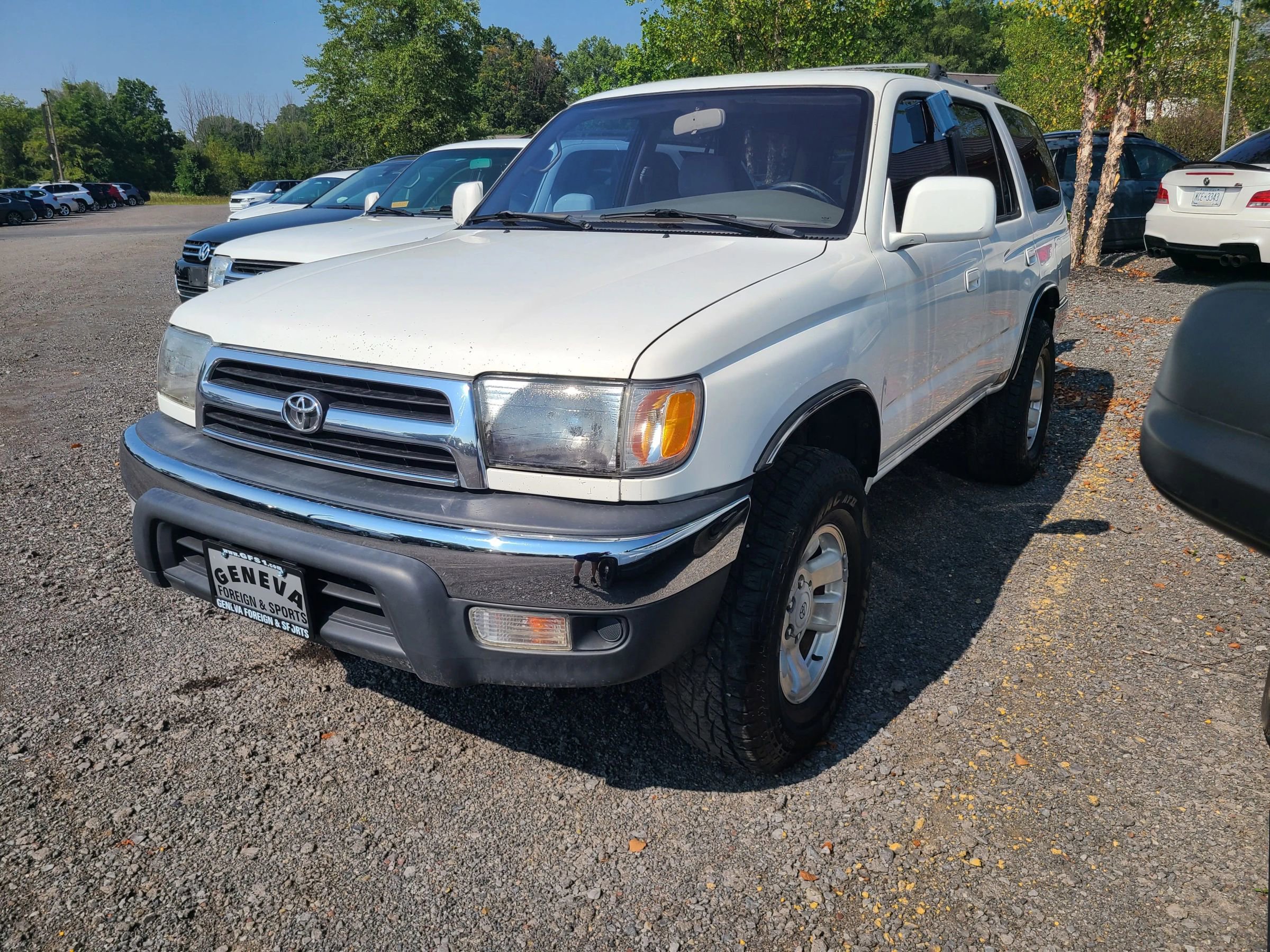 Used 1999 Toyota 4Runner SR5 image 2