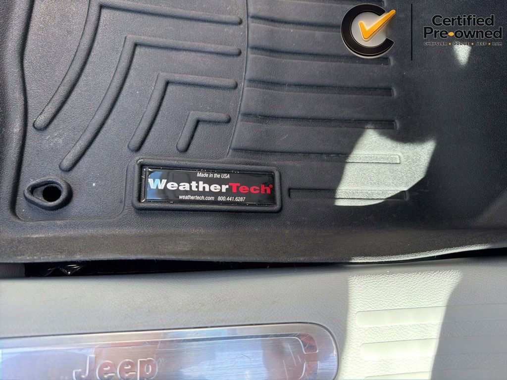 Used 2021 Jeep Cherokee Limited w/ Elite Package FWD image 41