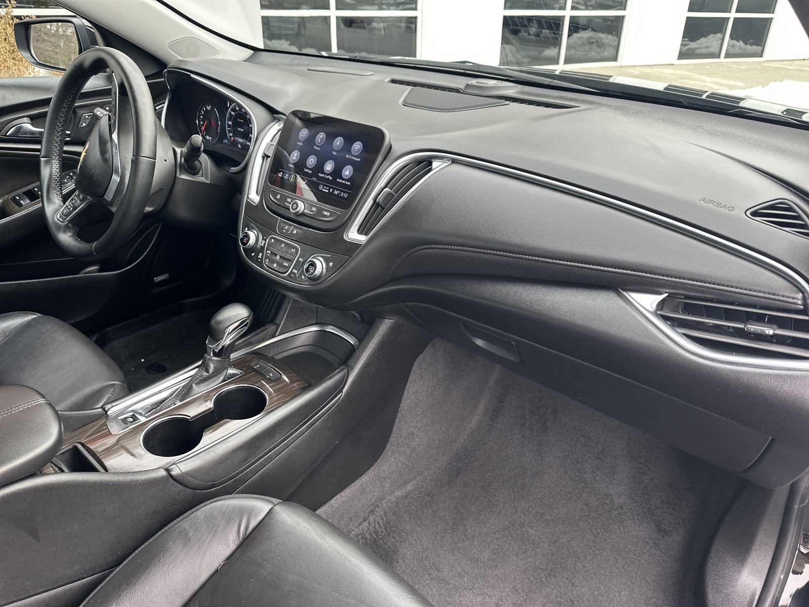 Used 2024 Chevrolet Malibu LT image 27