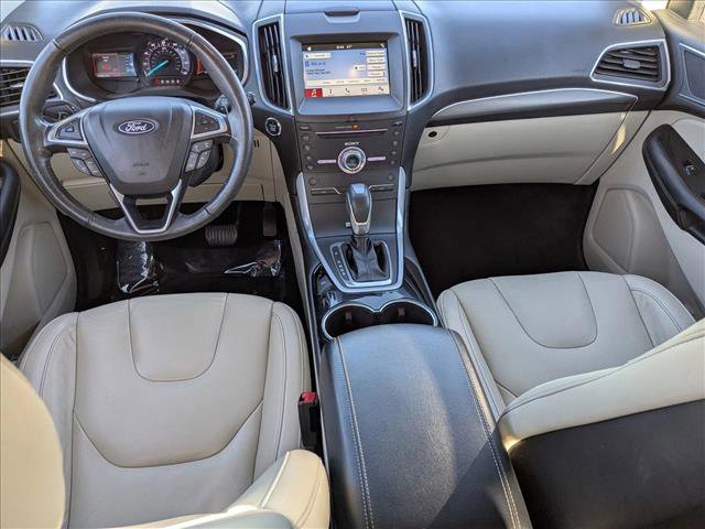 Used 2018 Ford Edge Titanium image 15