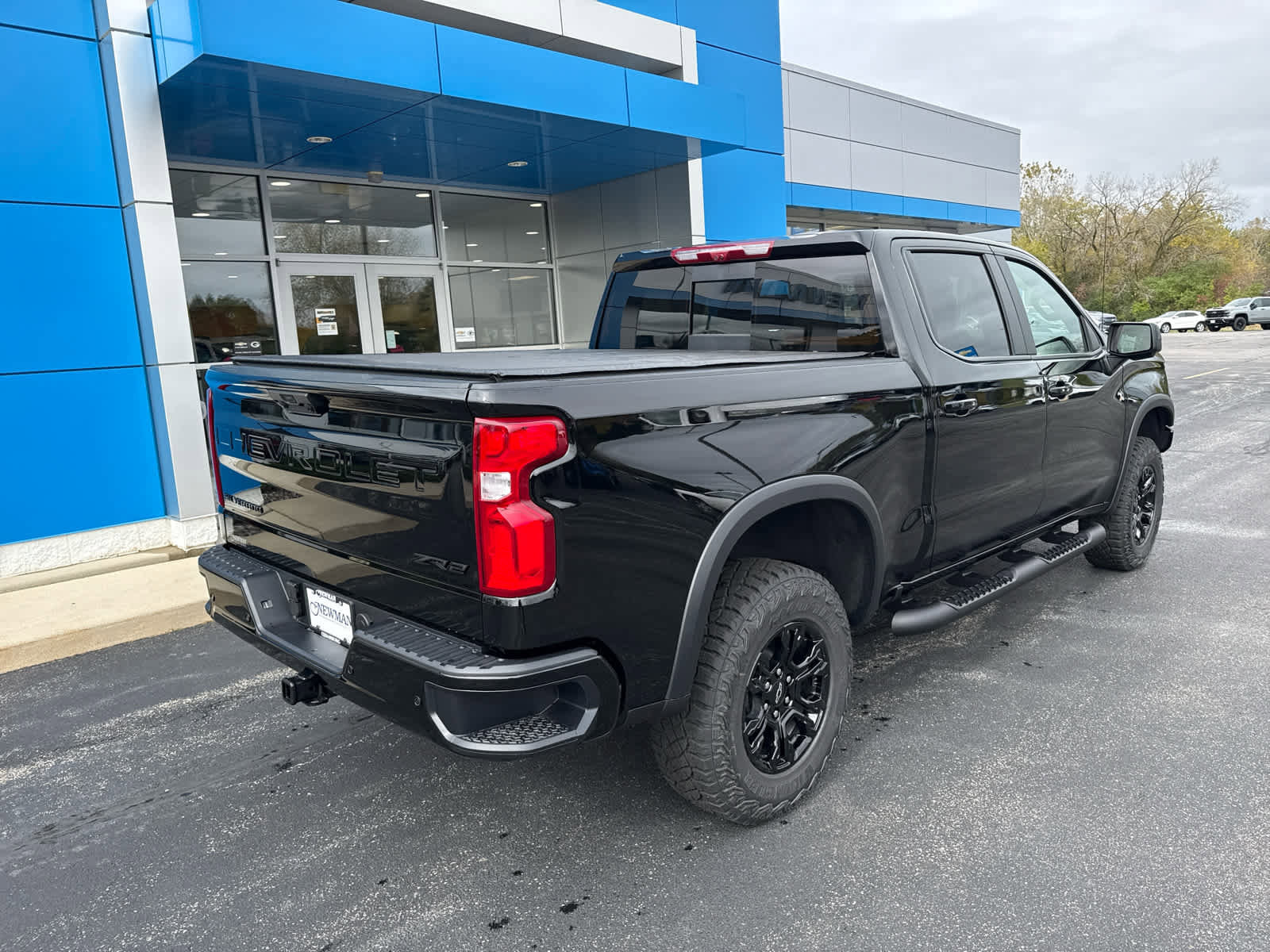 New 2026 Chevrolet Silverado 1500 ZR2 w/ Dark Appearance Package image 15