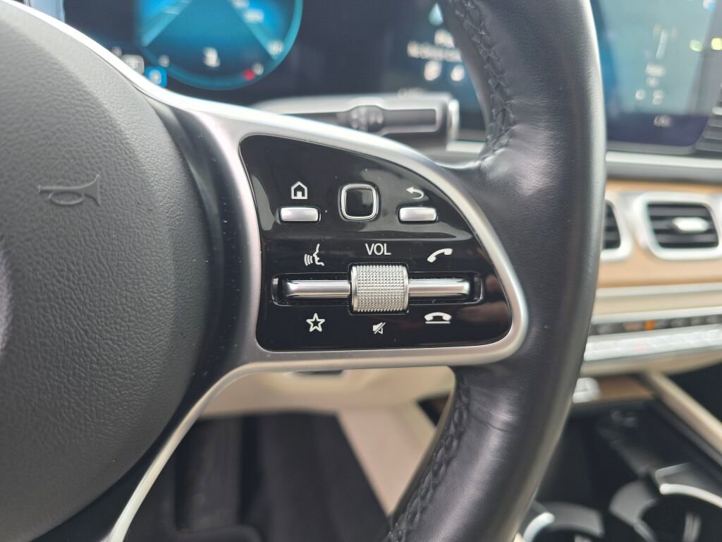 Used 2022 Mercedes-Benz GLE 350 4MATIC image 25