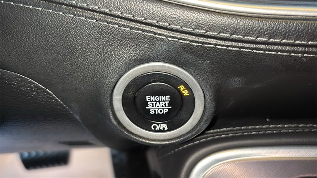 Used 2020 Dodge Challenger R/T w/ Plus Package image 12