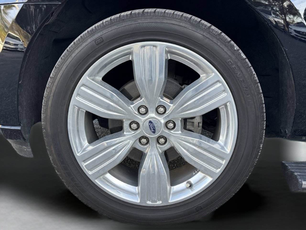 Used 2023 Ford Expedition Platinum image 36