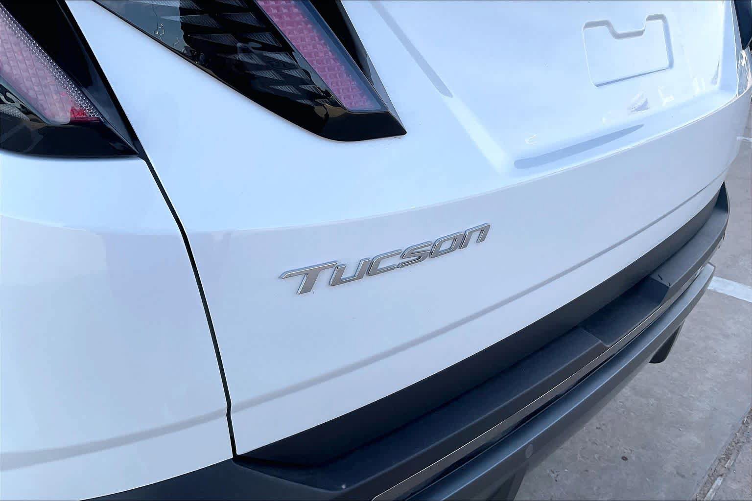 Used 2022 Hyundai Tucson Limited AWD/4WD image 9