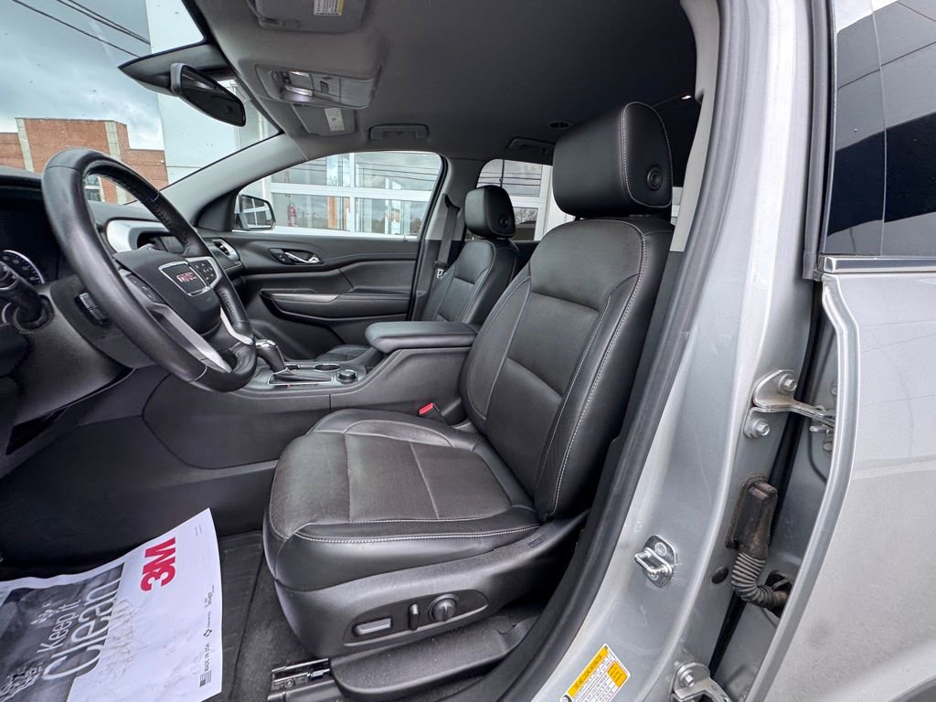 Used 2019 GMC Acadia SLT image 12