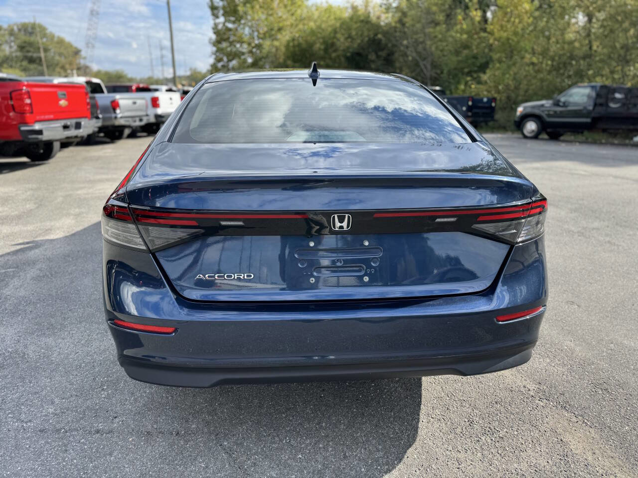 Used 2024 Honda Accord EX image 23