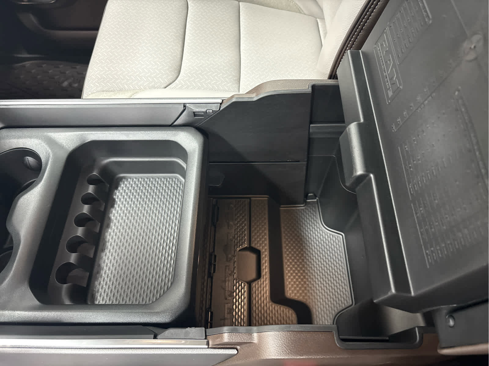 New 2026 RAM 1500 Laramie w/ Advanced Safety Group II image 22