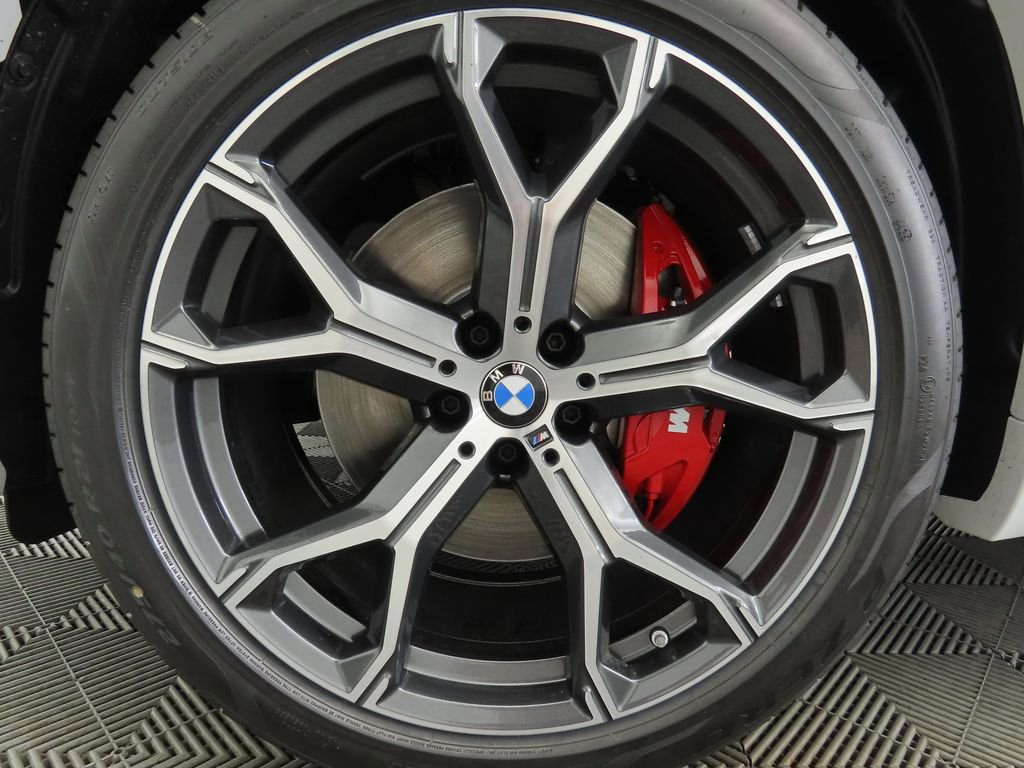 New 2026 BMW X5 xDrive40i w/ M Sport Package image 30
