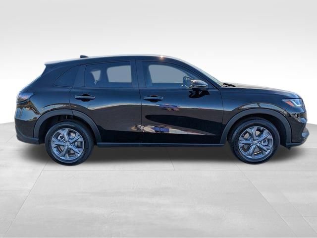 New 2026 Honda HR-V LX image 6
