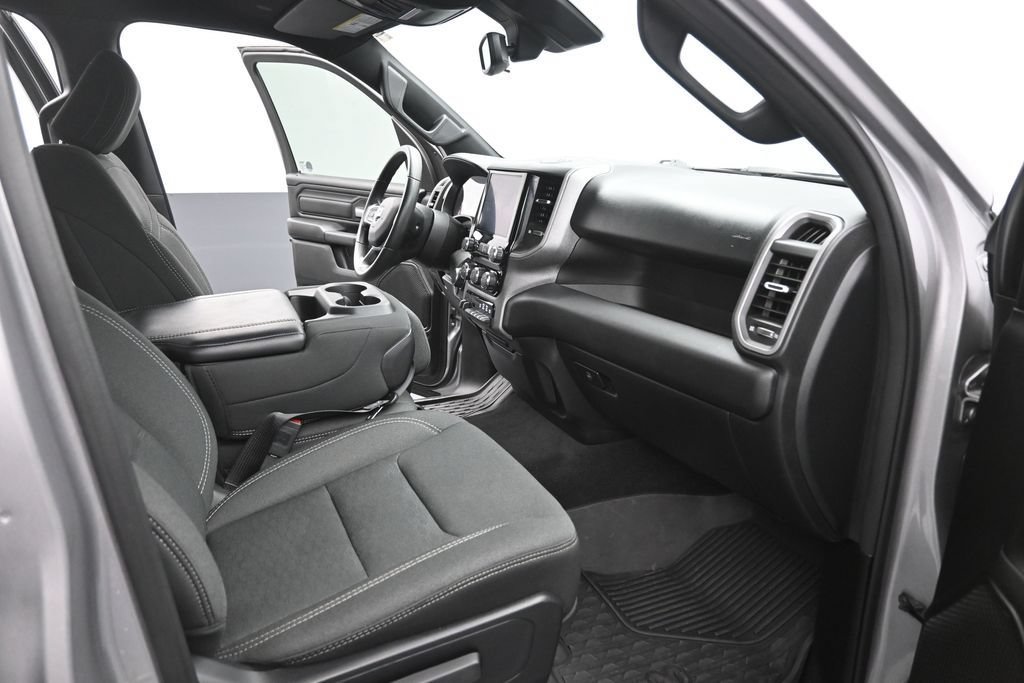 Used 2025 RAM 1500 Tradesman w/ Night Edition AWD/4WD image 26