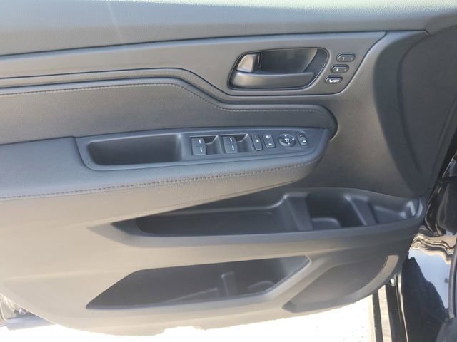 Used 2024 Honda Odyssey Sport image 9