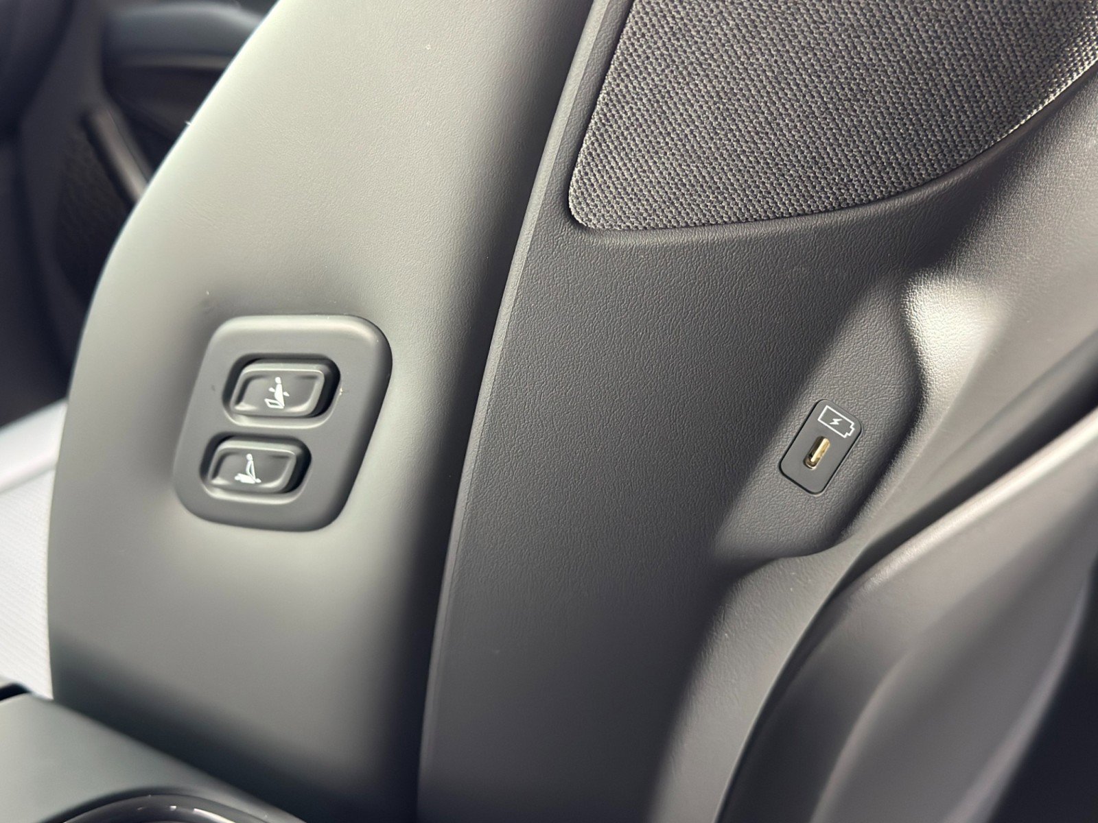 Used 2024 Kia EV9 Light Long Range image 36