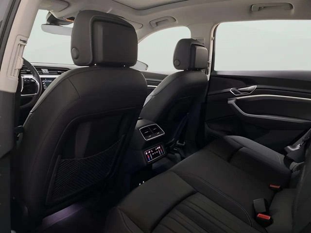 Used 2024 Audi Q8 e-tron Premium AWD/4WD image 66