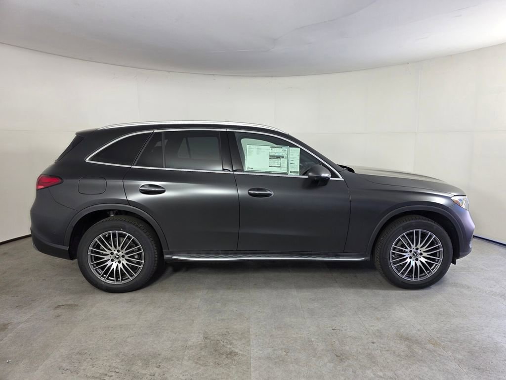 New 2026 Mercedes-Benz GLC 300 image 3