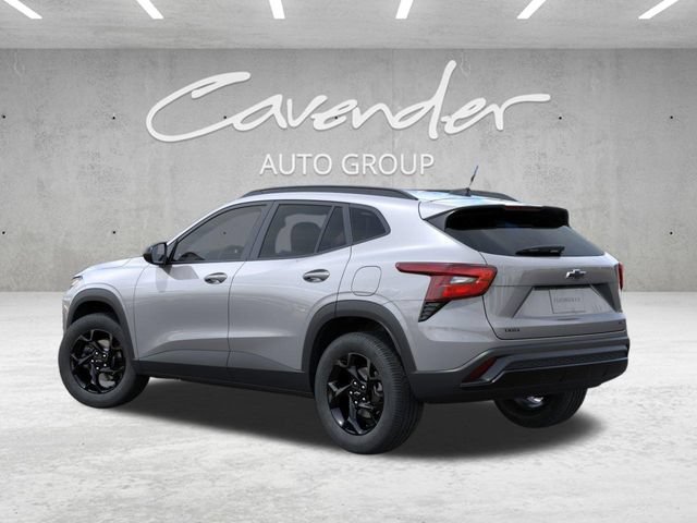 New 2026 Chevrolet Trax LT w/ Midnight Edition FWD image 3