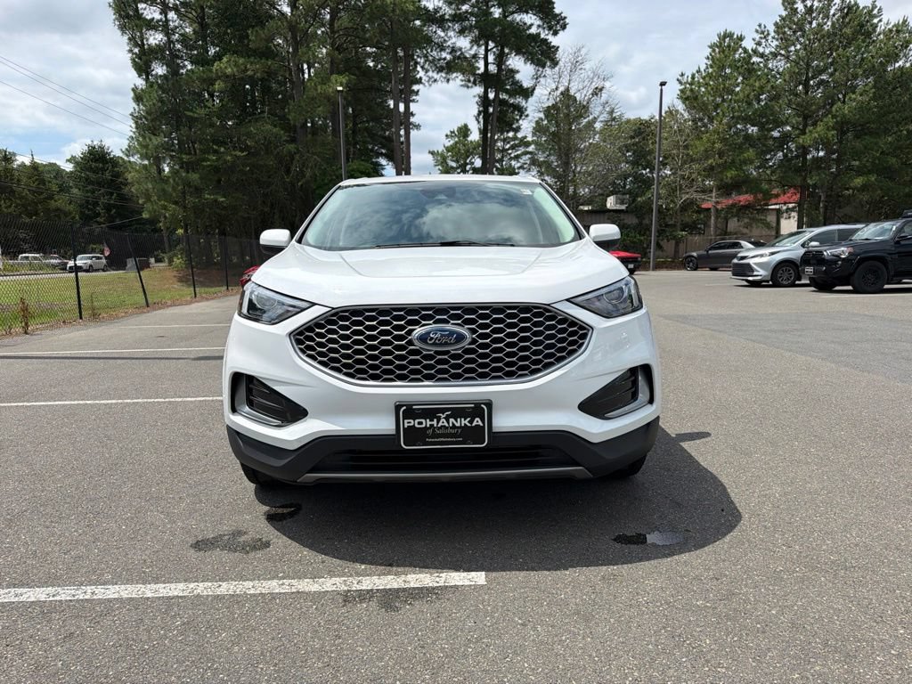 Used 2024 Ford Edge SEL AWD/4WD image 4
