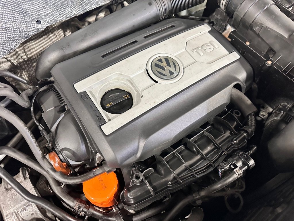 Used 2011 Volkswagen Tiguan S image 36