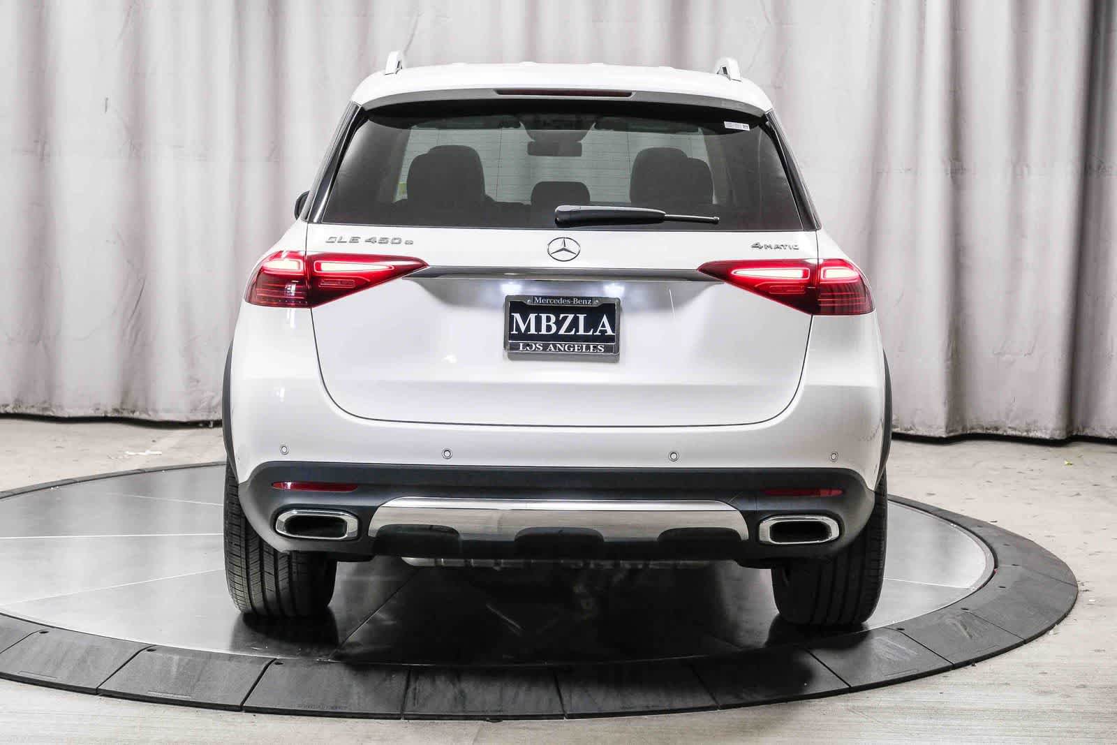 Used 2026 Mercedes-Benz GLE 450e 4MATIC image 3
