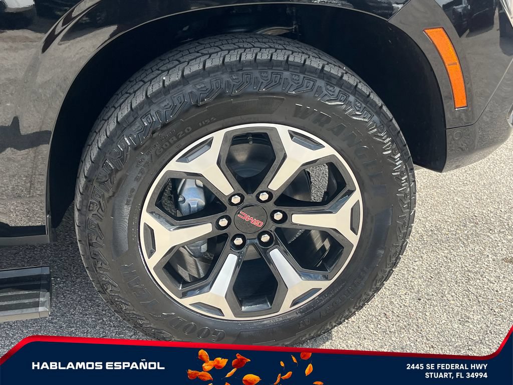 New 2026 GMC Yukon XL AT4 w/ AT4 Premium Plus Package AWD/4WD image 22