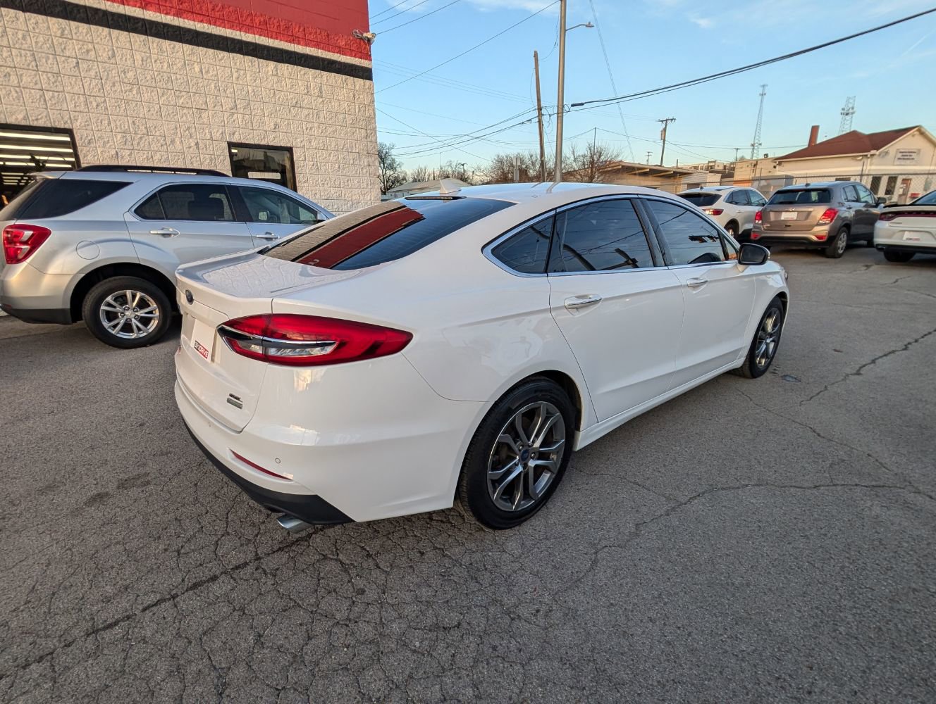 Used 2019 Ford Fusion SEL image 6