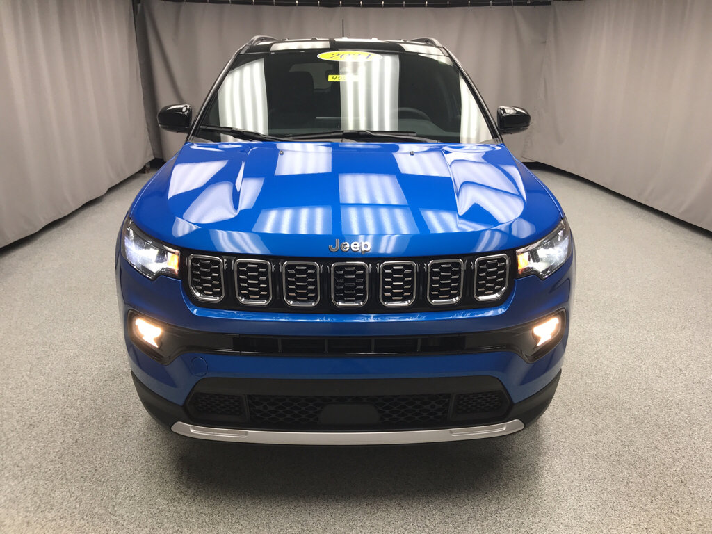 Used 2024 Jeep Compass Limited AWD/4WD image 6