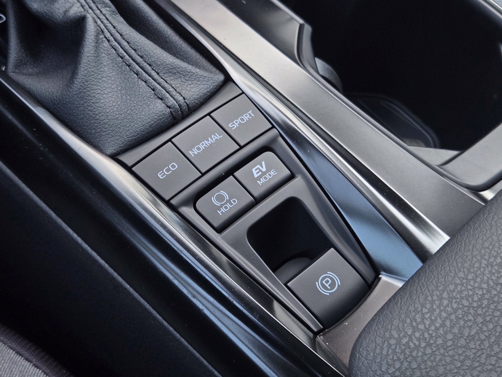 Certified 2026 Toyota Camry LE FWD image 17