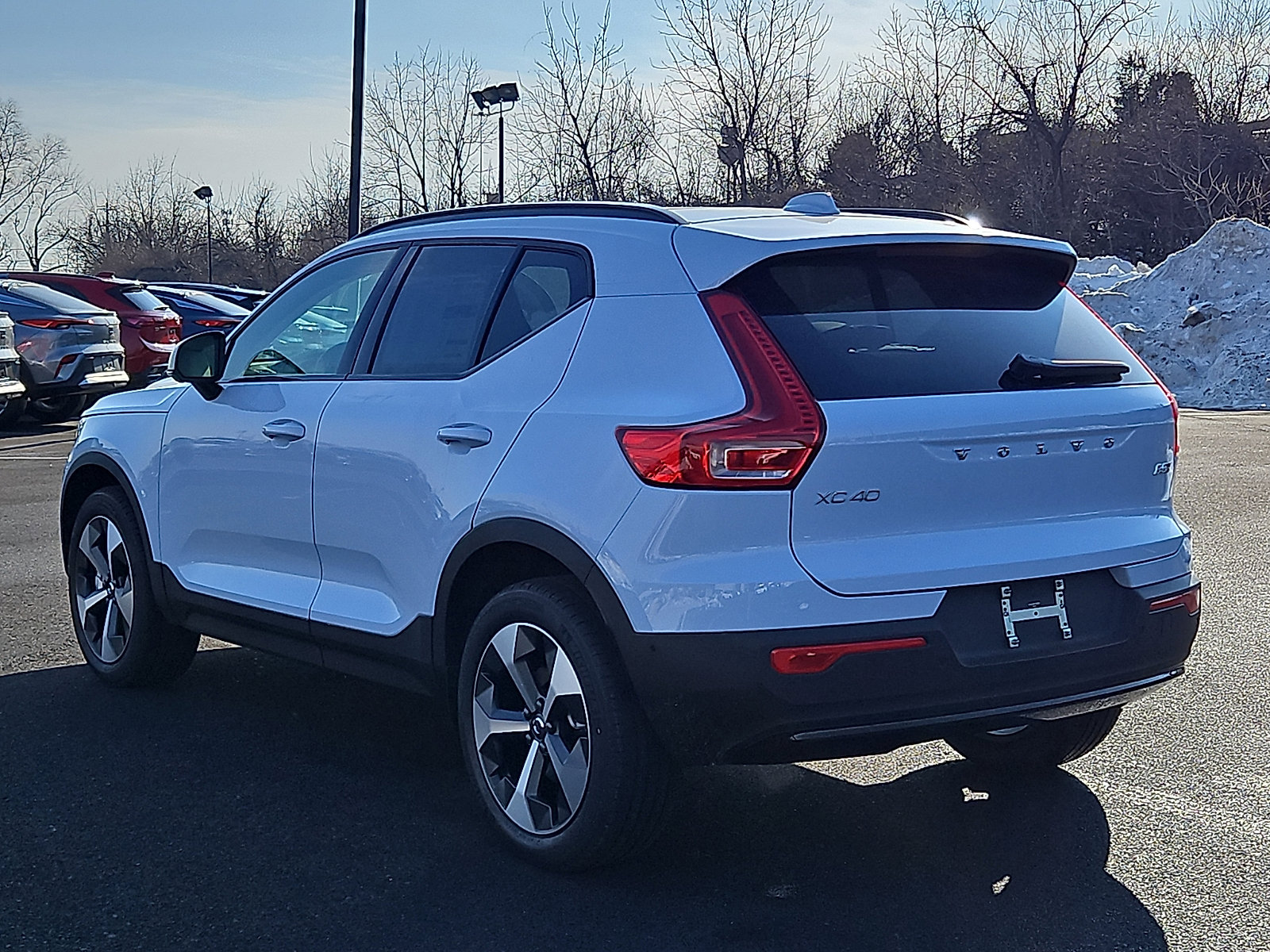 New 2026 Volvo XC40 B5 Plus w/ Protection Package Premier AWD/4WD image 4