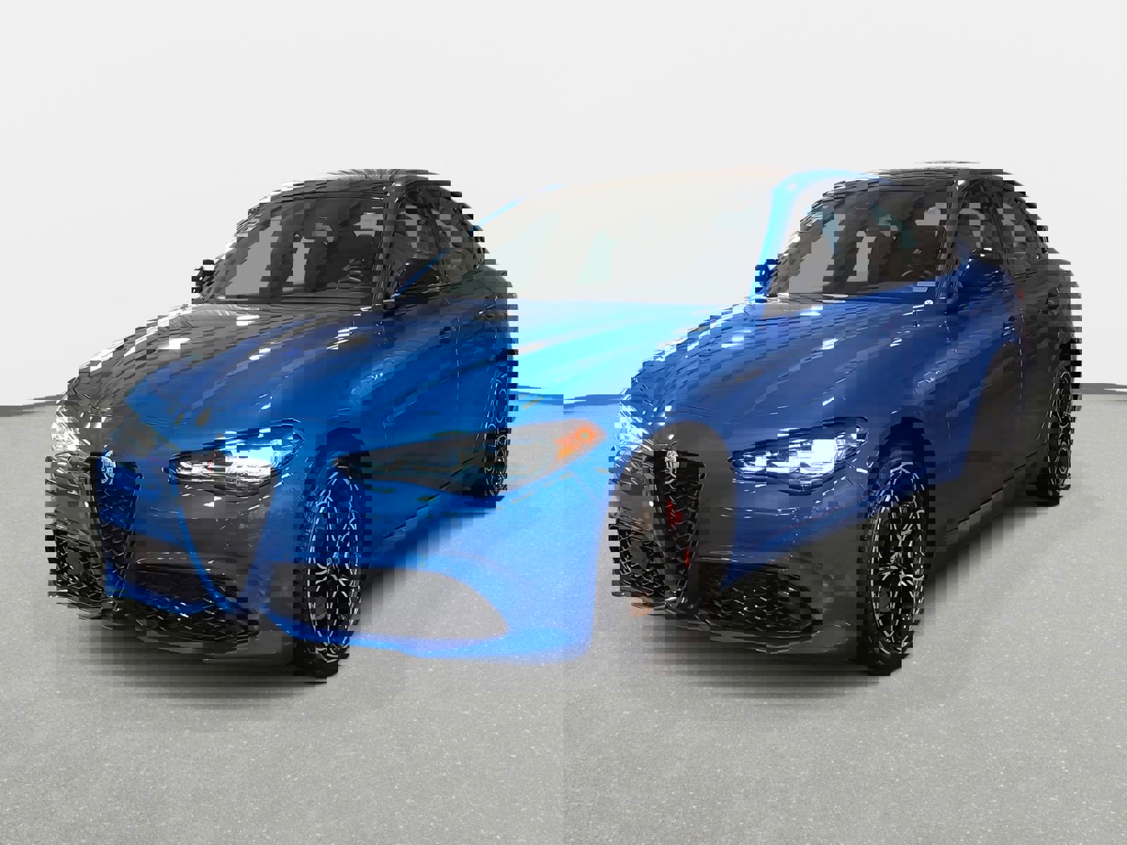 Used 2024 Alfa Romeo Giulia Veloce image 1