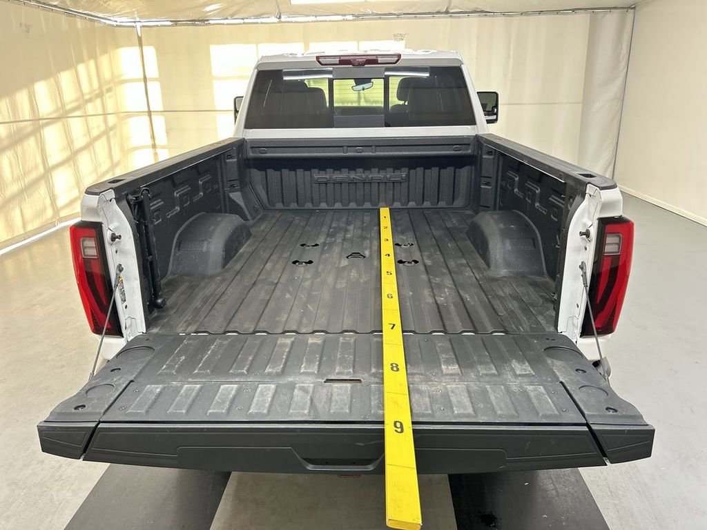 Used 2024 GMC Sierra 3500 Denali Ultimate AWD/4WD image 22