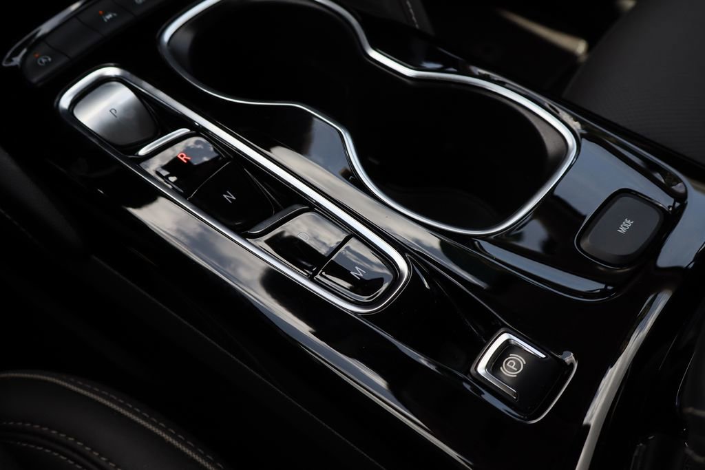 Certified 2022 Buick Envision Essence w/ Technology Package I FWD image 18