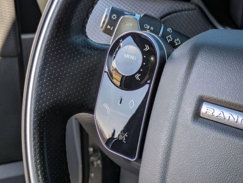 Used 2020 Land Rover Range Rover Velar R-Dynamic S image 20