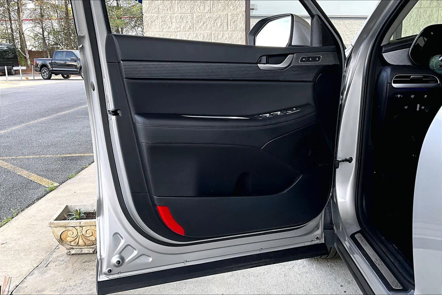 Used 2024 Hyundai Palisade Limited image 22