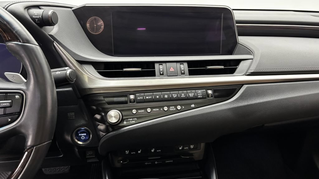 Used 2021 Lexus ES 300h w/ Premium Package FWD image 21
