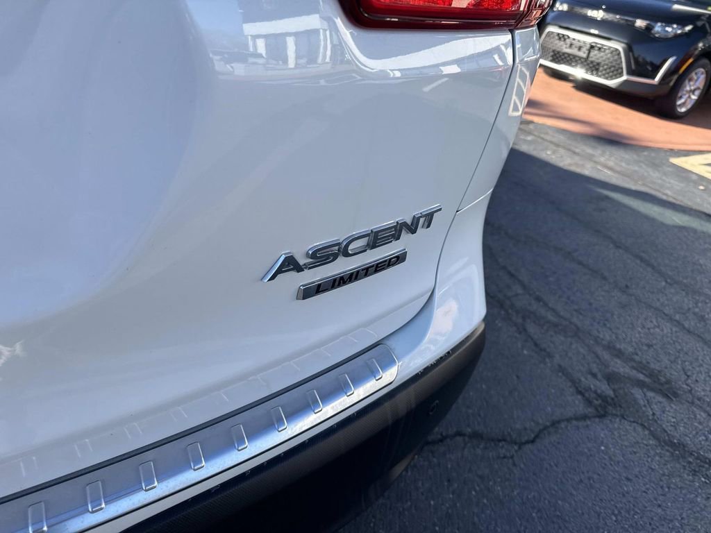 Used 2023 Subaru Ascent Limited w/ Technology Package image 6