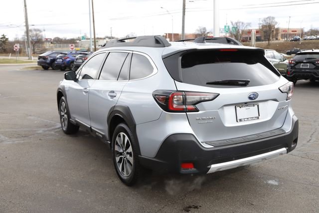 Used 2023 Subaru Outback Limited image 7