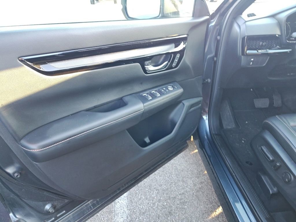Used 2023 Honda CR-V Sport Touring image 5
