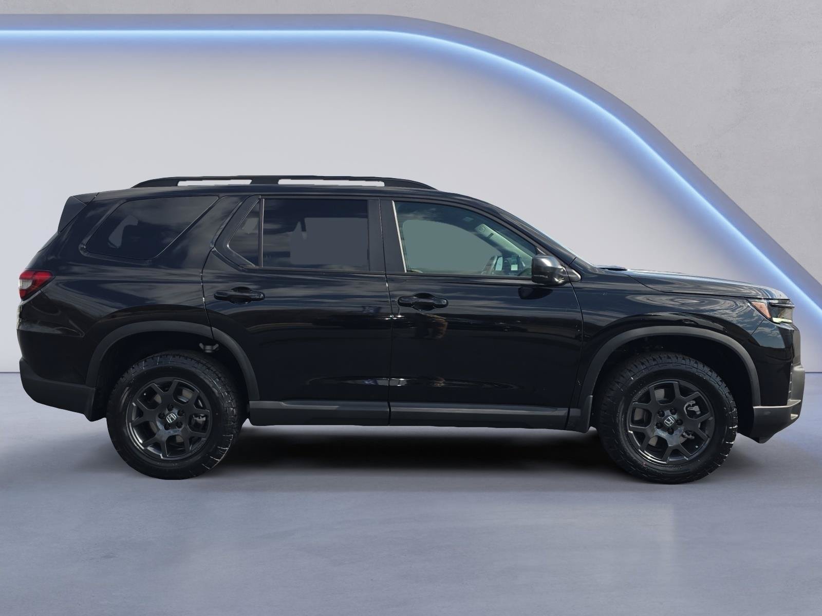 New 2026 Honda Pilot TrailSport image 7