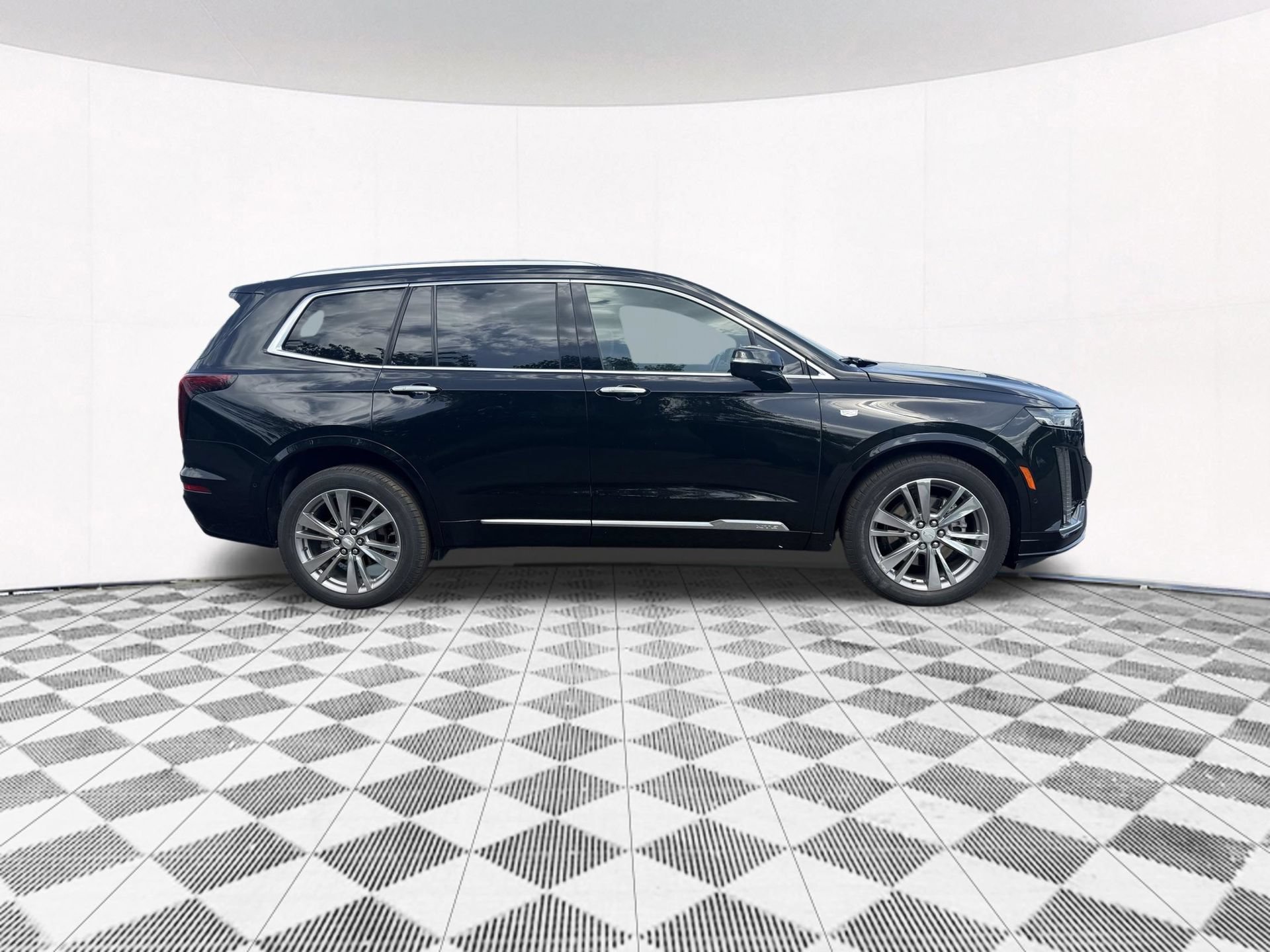 Certified 2023 Cadillac XT6 Premium Luxury w/ Technology Package AWD/4WD image 21