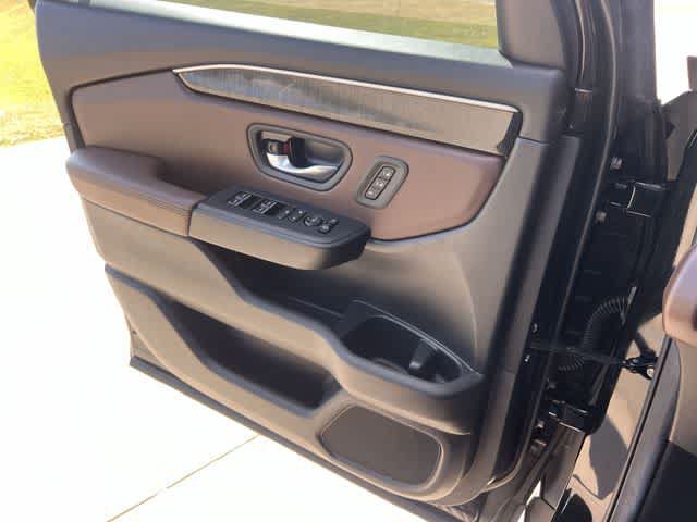 Certified 2025 Honda Pilot Elite image 30