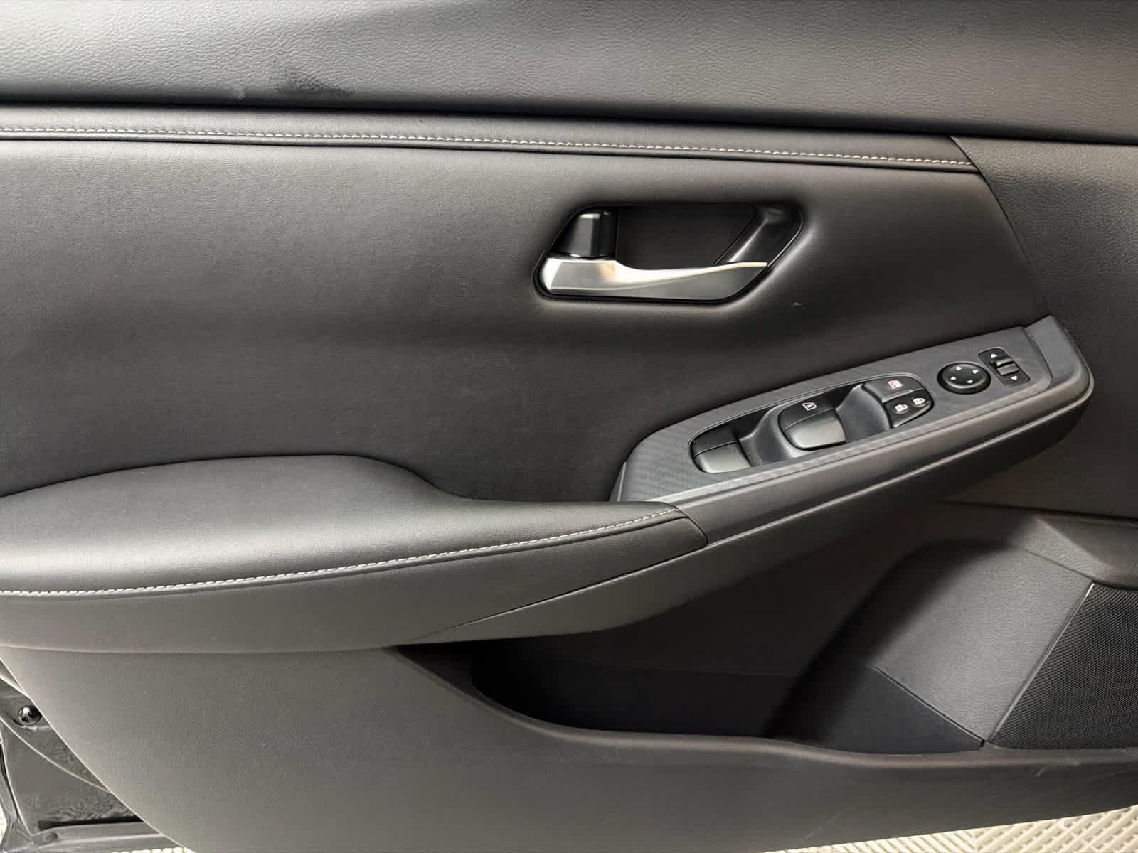 Certified 2023 Nissan Sentra S FWD image 21