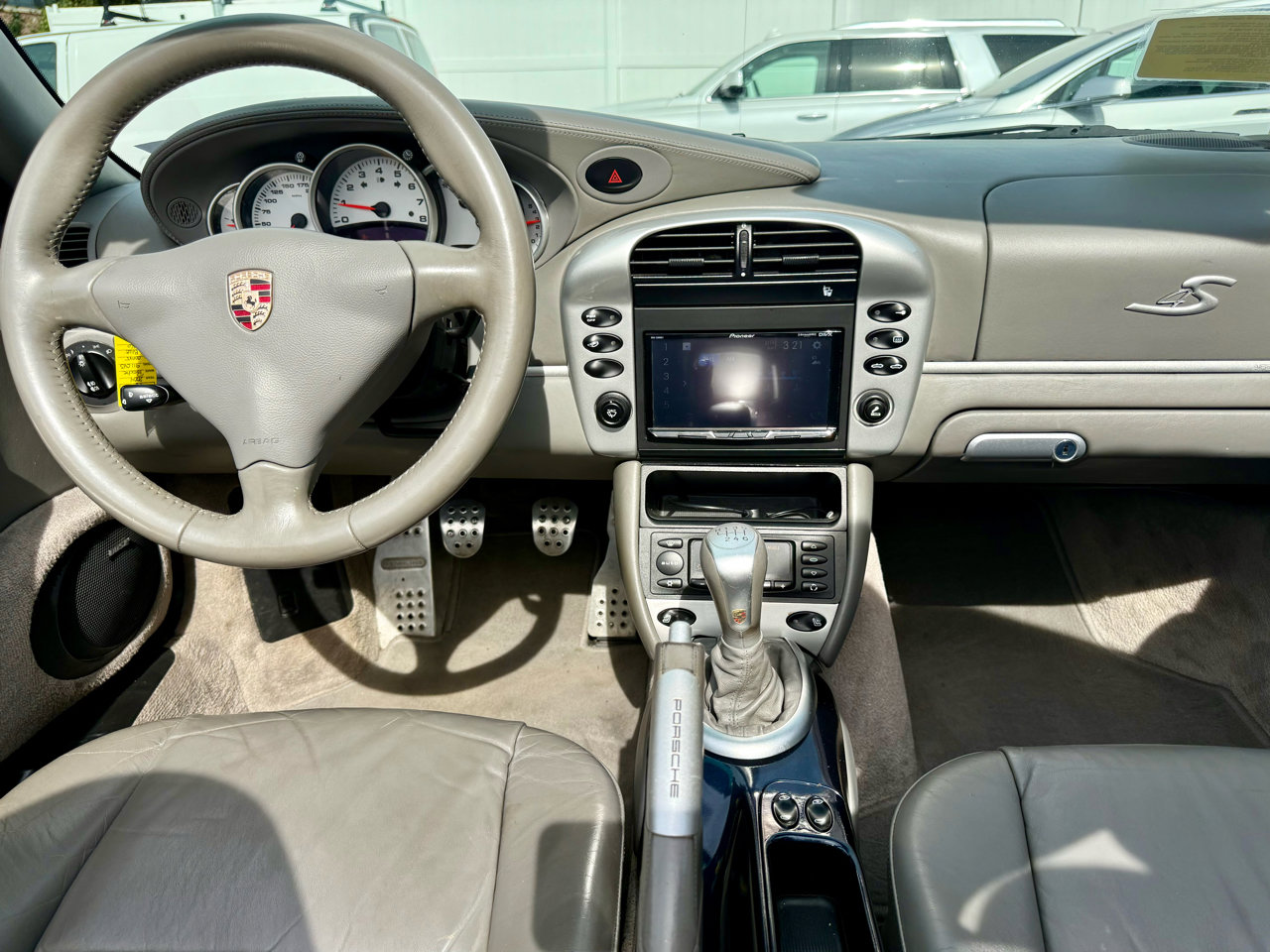 Used 2004 Porsche 911 Carrera 4S image 19