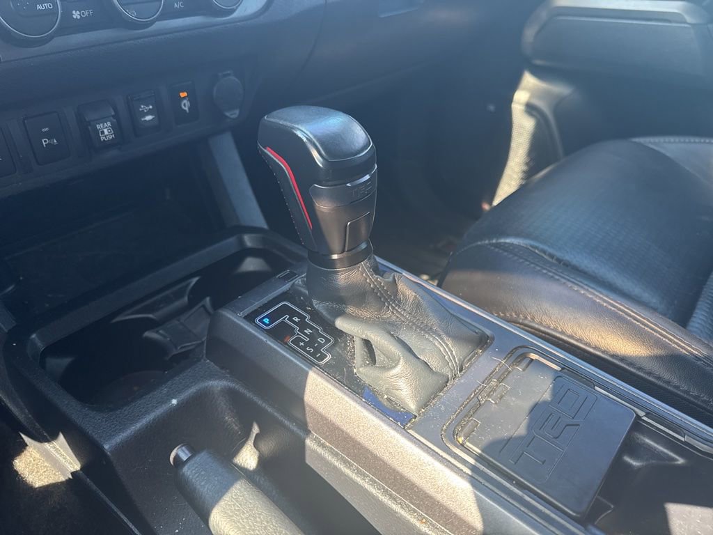 Used 2019 Toyota Tacoma TRD Off-Road AWD/4WD image 19
