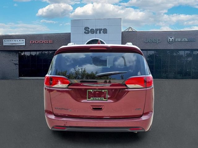Used 2020 Chrysler Pacifica Touring-L w/ Advanced Safetytec Group AWD/4WD image 6