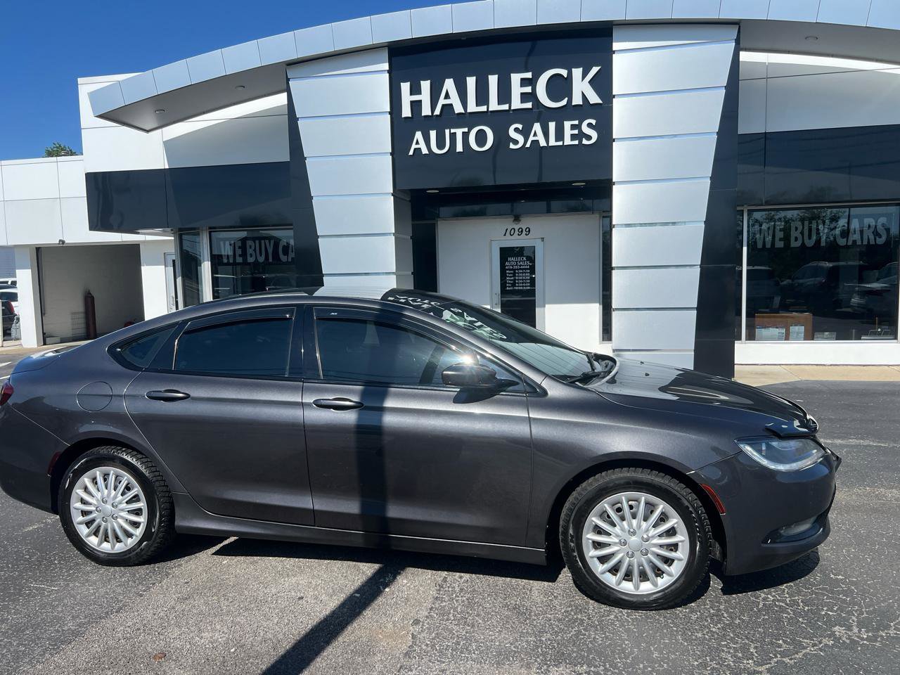 Used 2016 Chrysler 200 S w/ Premium Lighting Group