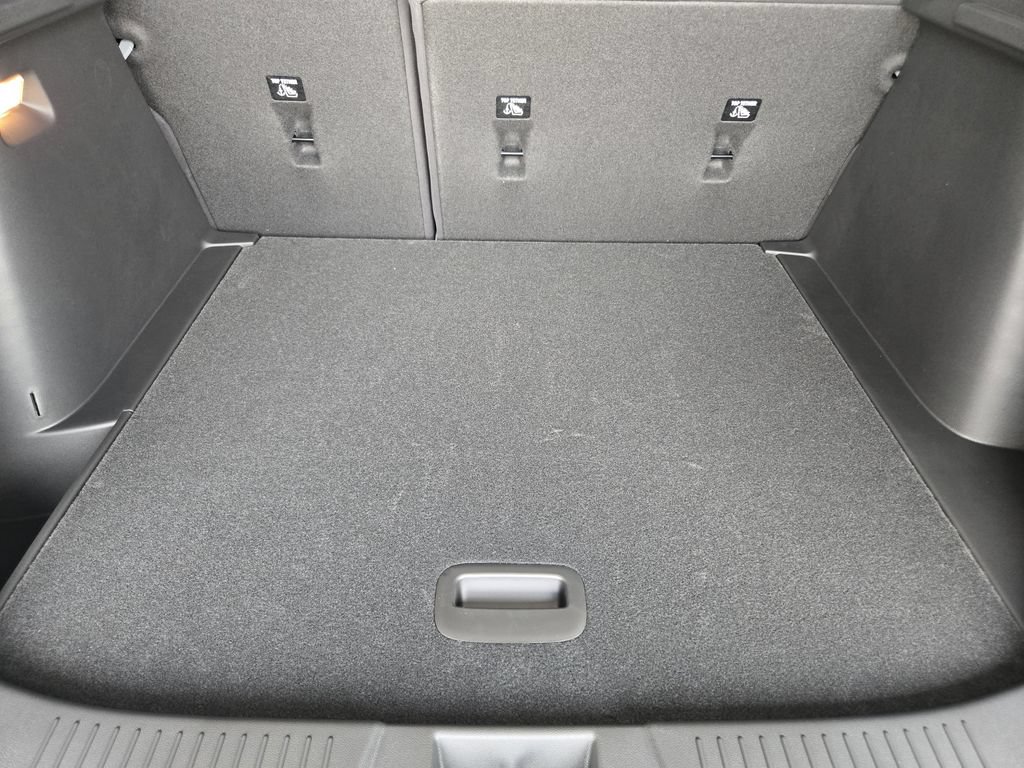 New 2026 Chevrolet Trax LS w/ LS Convenience Package FWD image 36