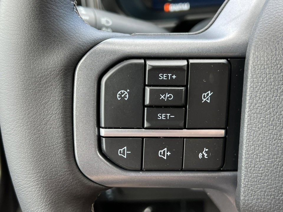New 2026 Ford F250 Lariat w/ Black Appearance Package image 21