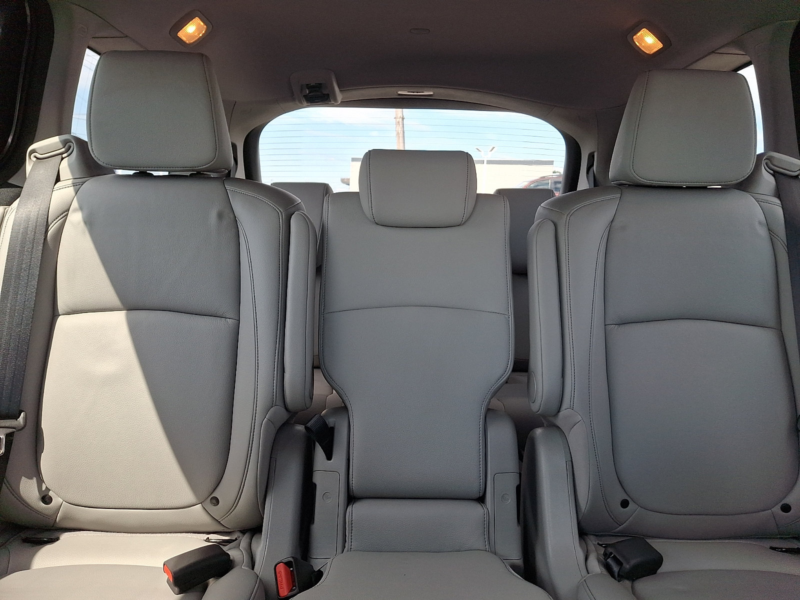Used 2023 Honda Odyssey Touring image 15