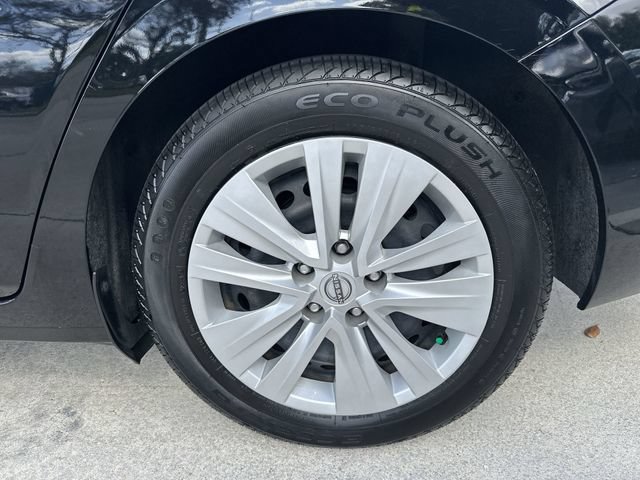 Used 2024 Nissan Sentra S FWD image 11